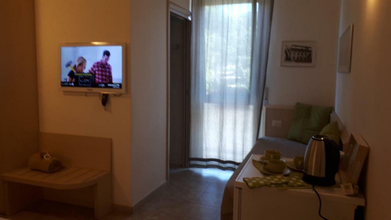 Holidayfever Alghero Exterior foto
